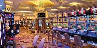 Filipino VIP member accessing exclusive sz777 casino rewards on mobile phone
